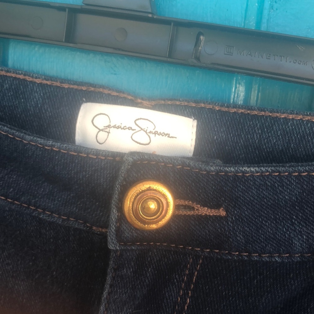 Like new Jessica Simpson shorts - Picture 2 of 4